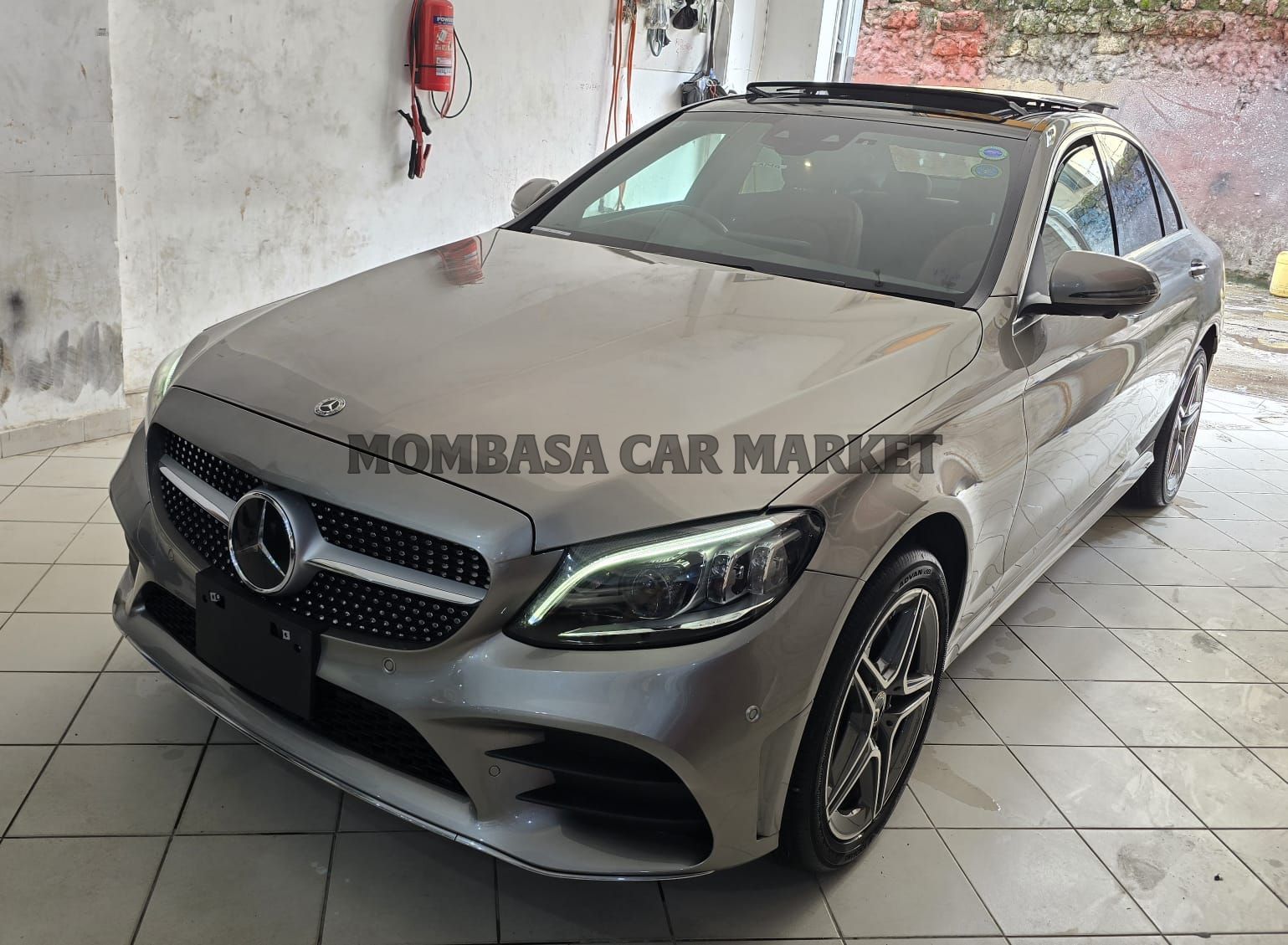 Mercedes E200
