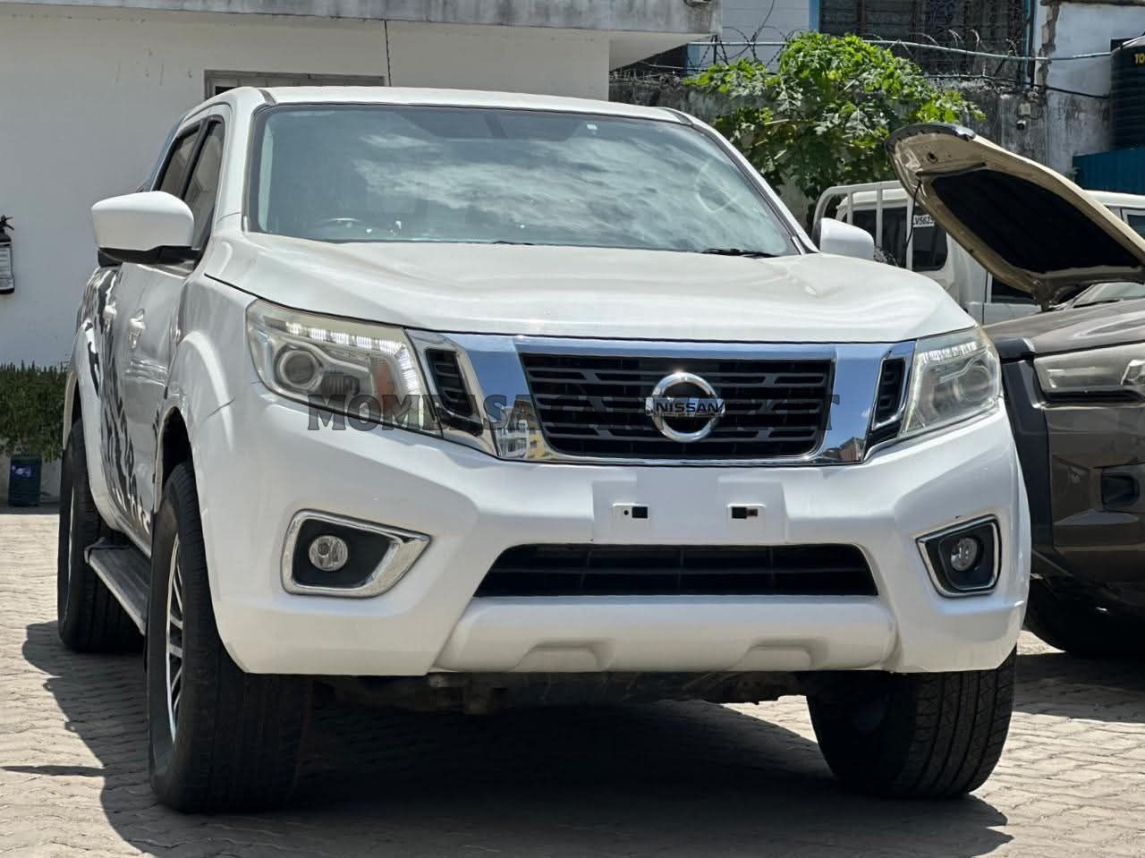 Nissan NISSAN NAVARA NP300 - SL