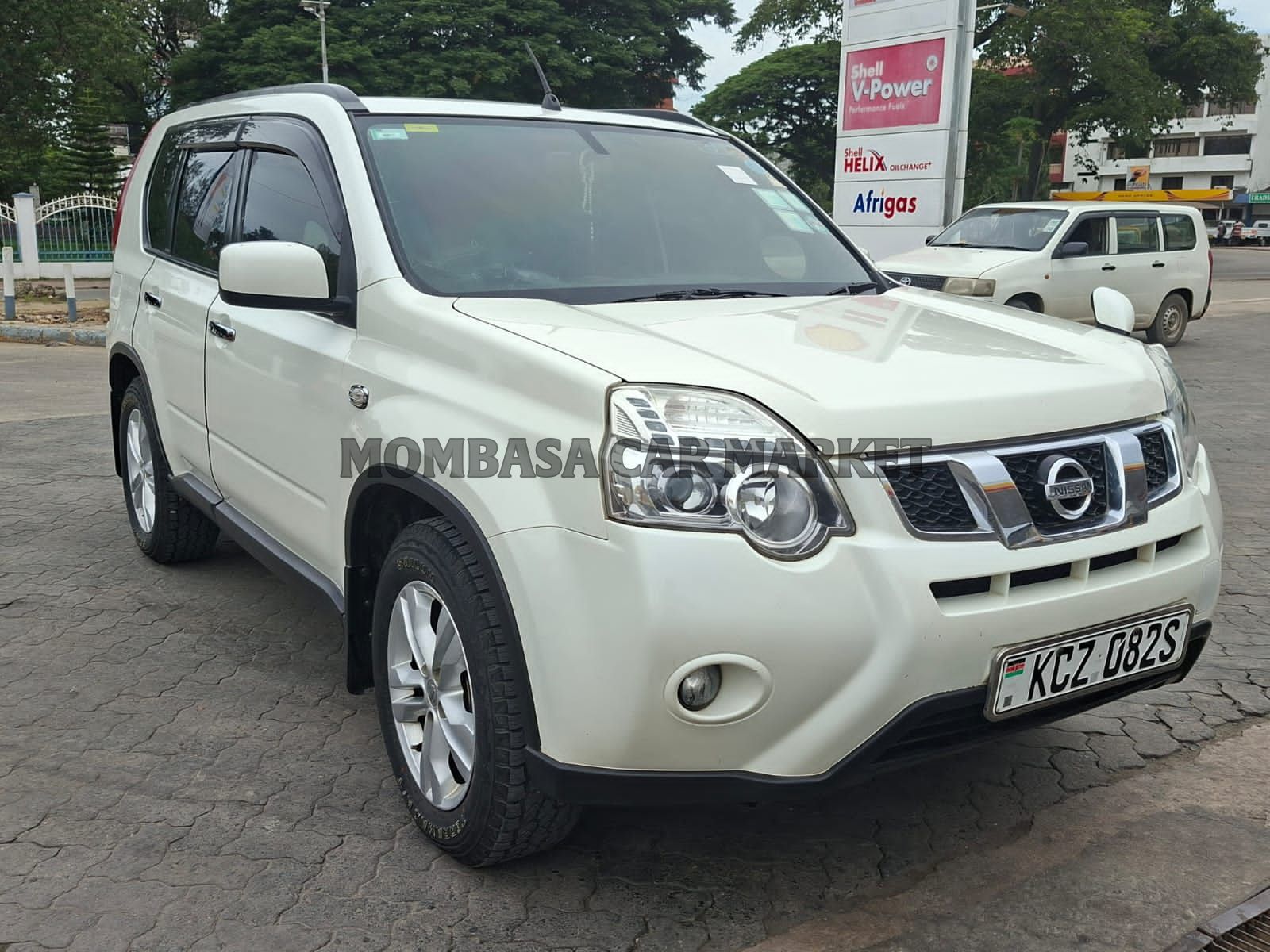 Nissan Extrail