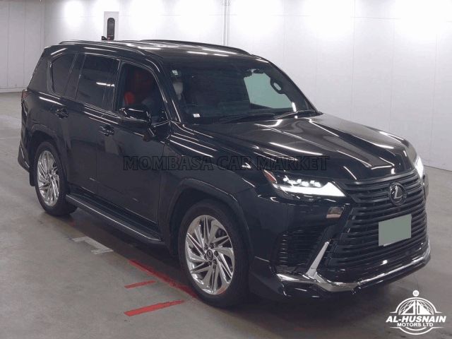Lexus LX600