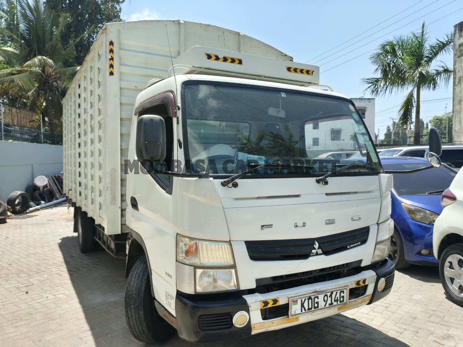 Mitsubishi Fuso Canter