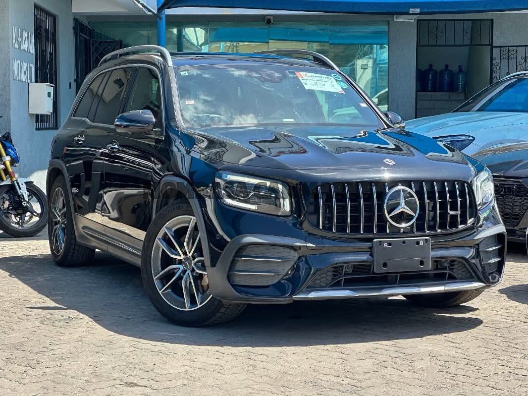 Mercedes AMG GLB35 4MATIC