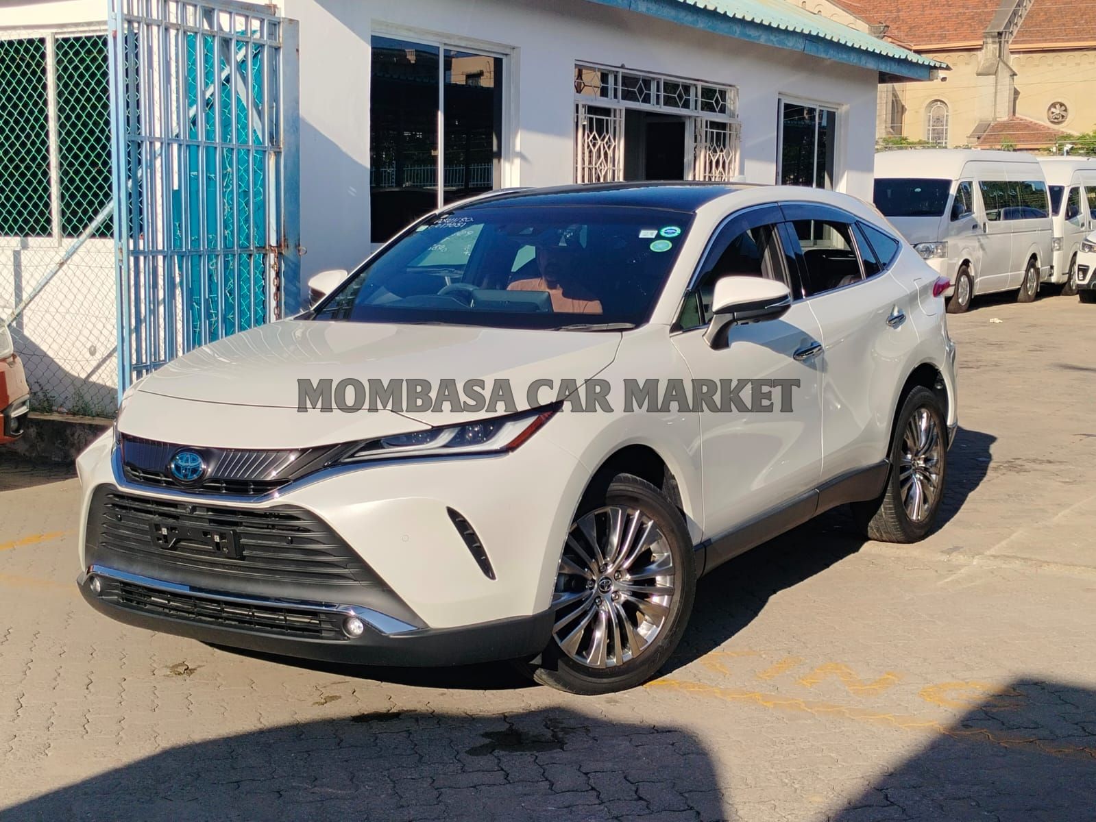 Toyota Harrier hybrid