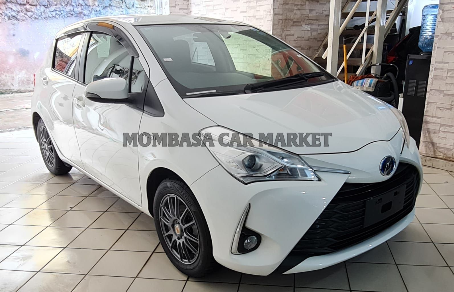 Toyota Vitz Hybrid