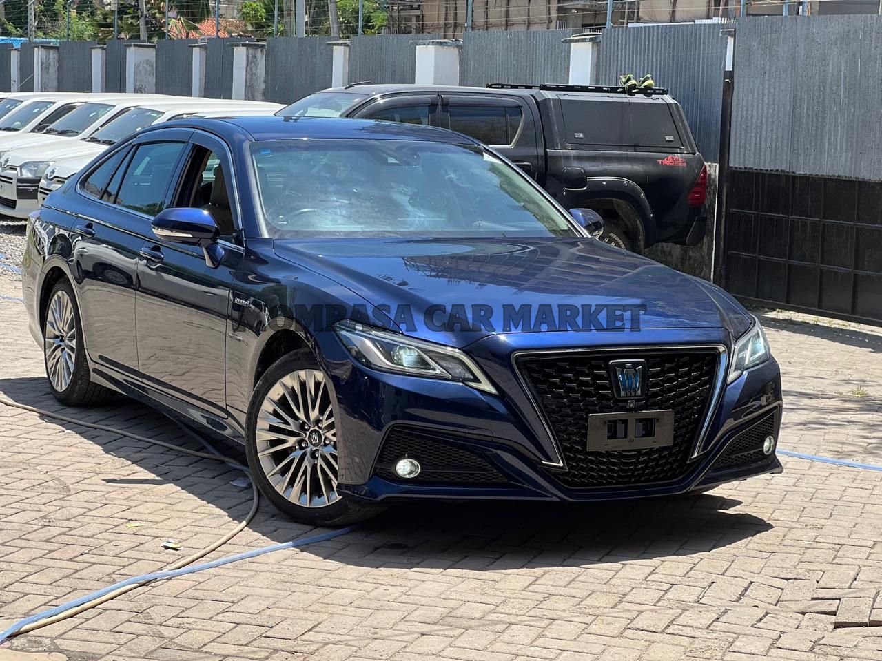 Toyota Crown Hybrid