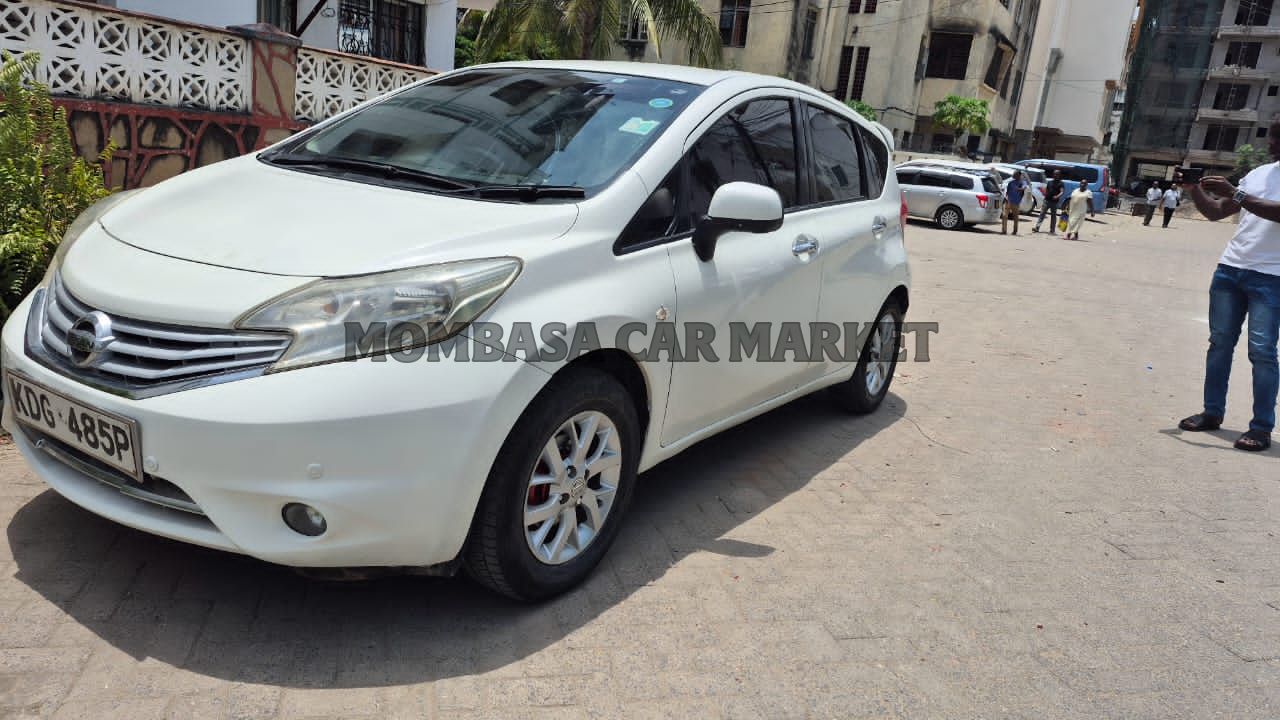 Nissan NOTE Medalist