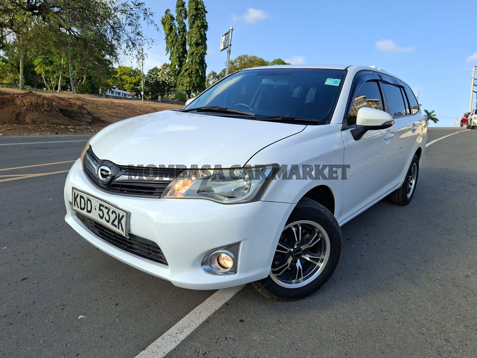 Toyota Fielder NON HYBRID