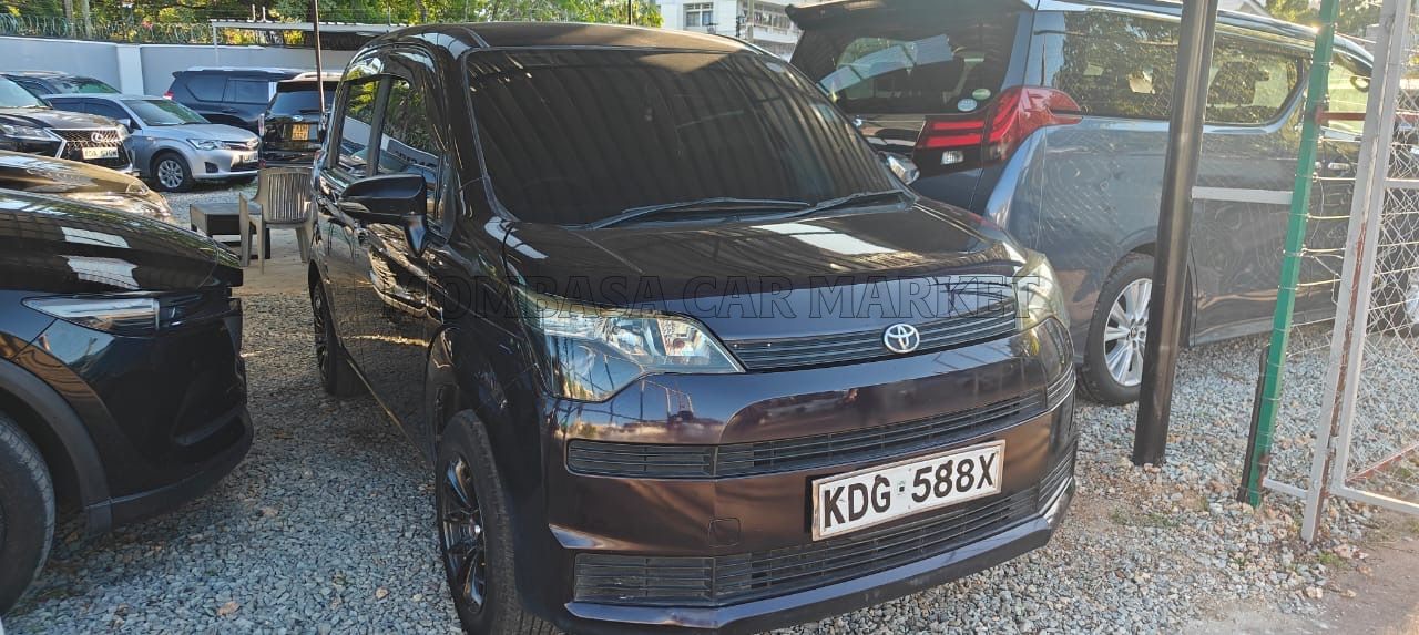 Toyota Spade