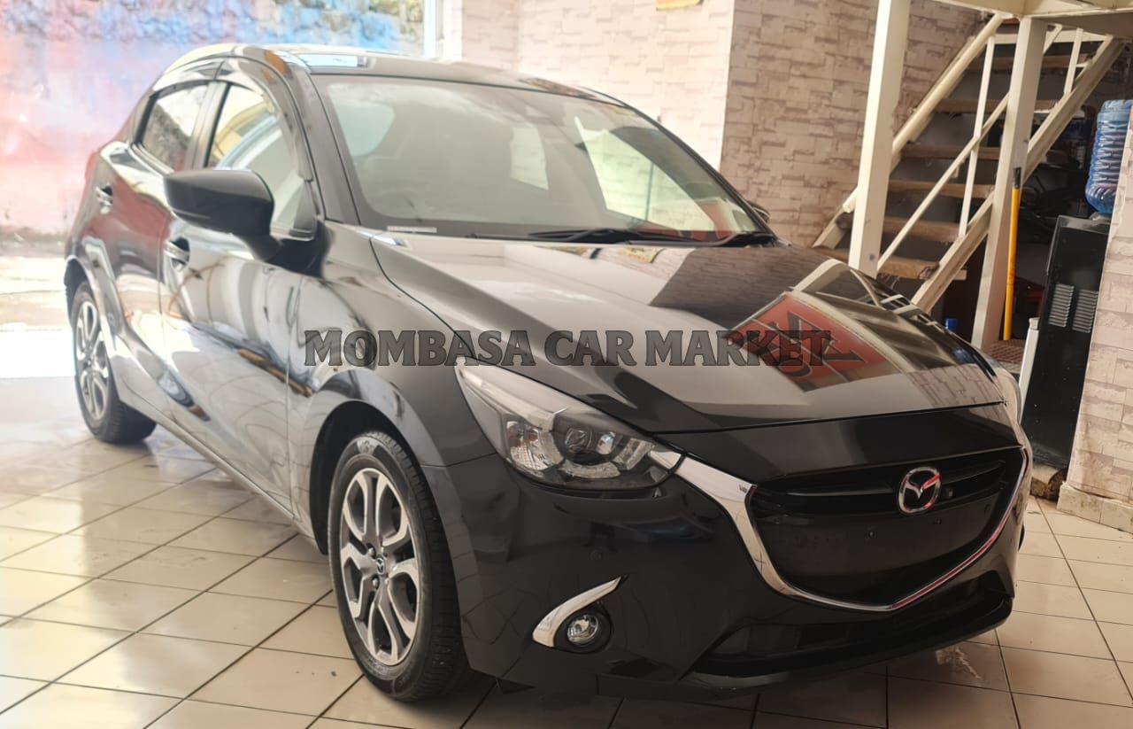 Mazda Mazda 2