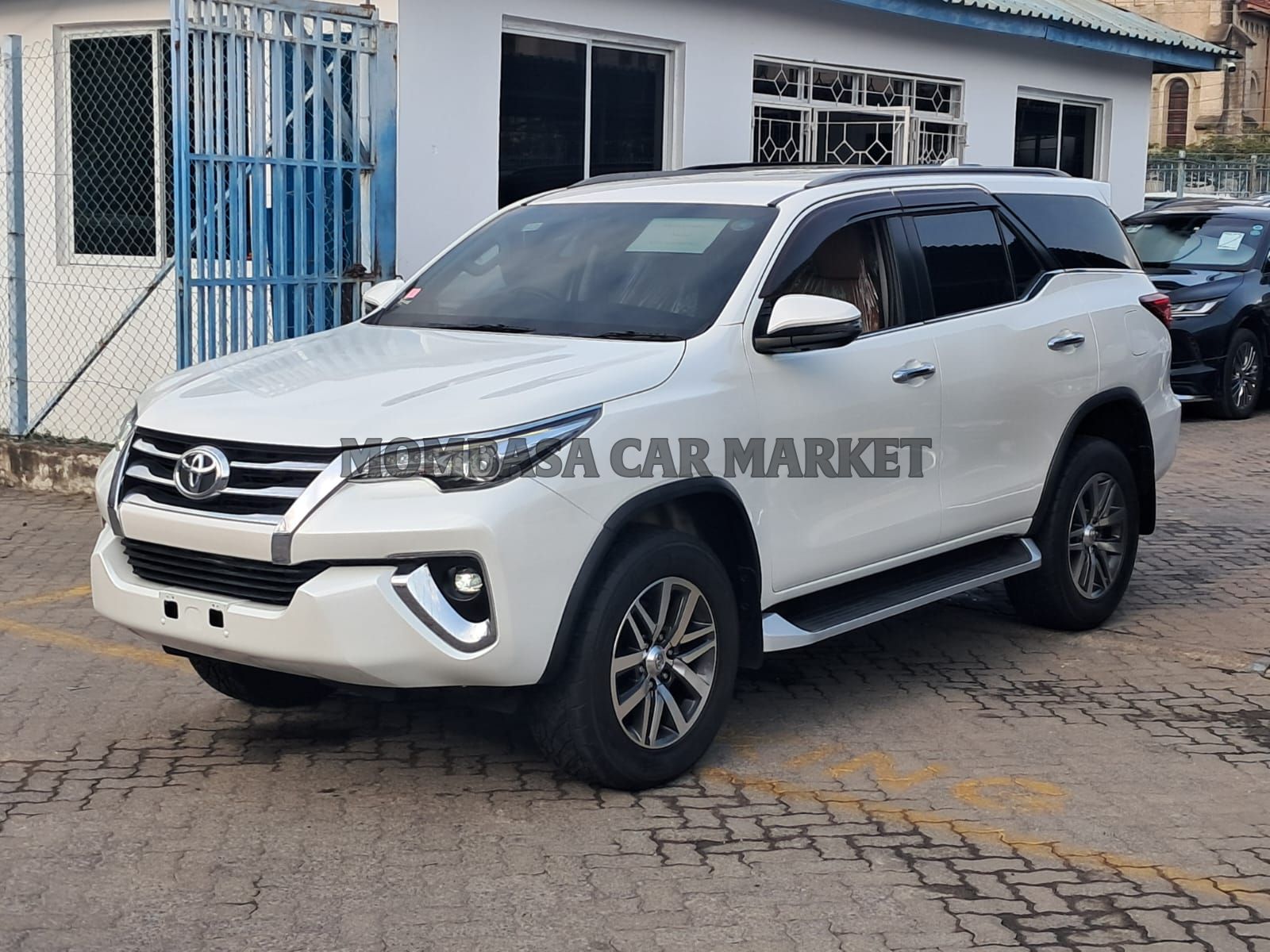 Toyota Fortuner