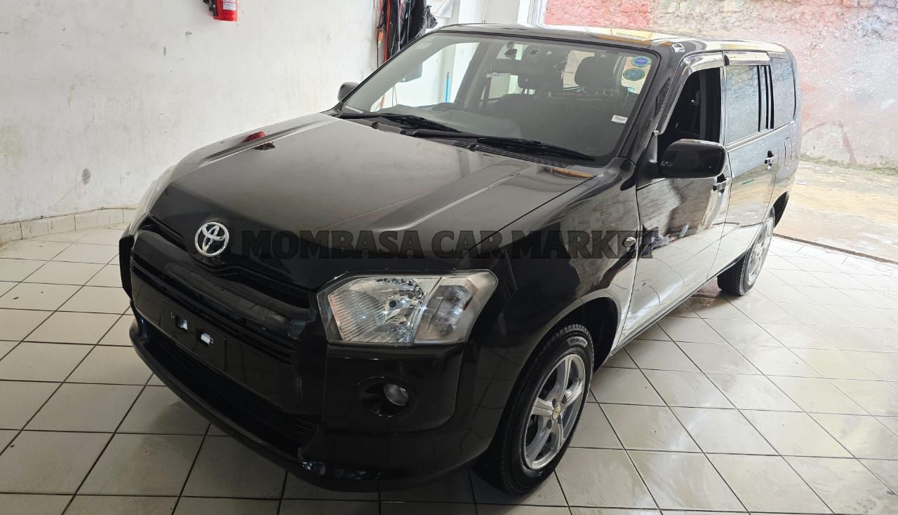 Toyota SUCCEED