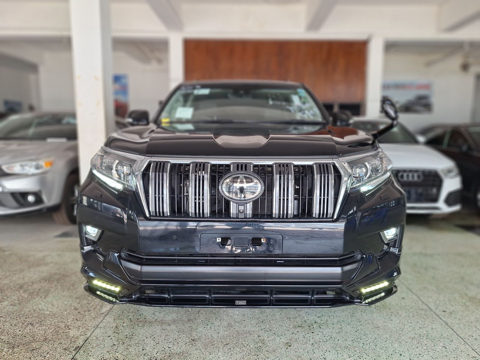 Toyota Landcruiser Prado TX