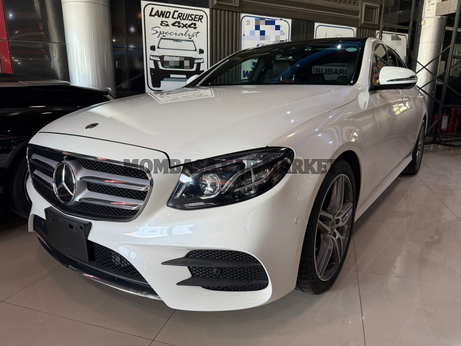 Mercedes BENZ E200