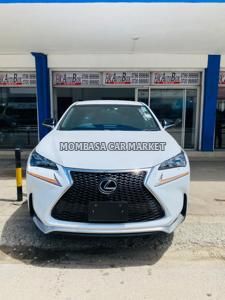 Lexus NX200T