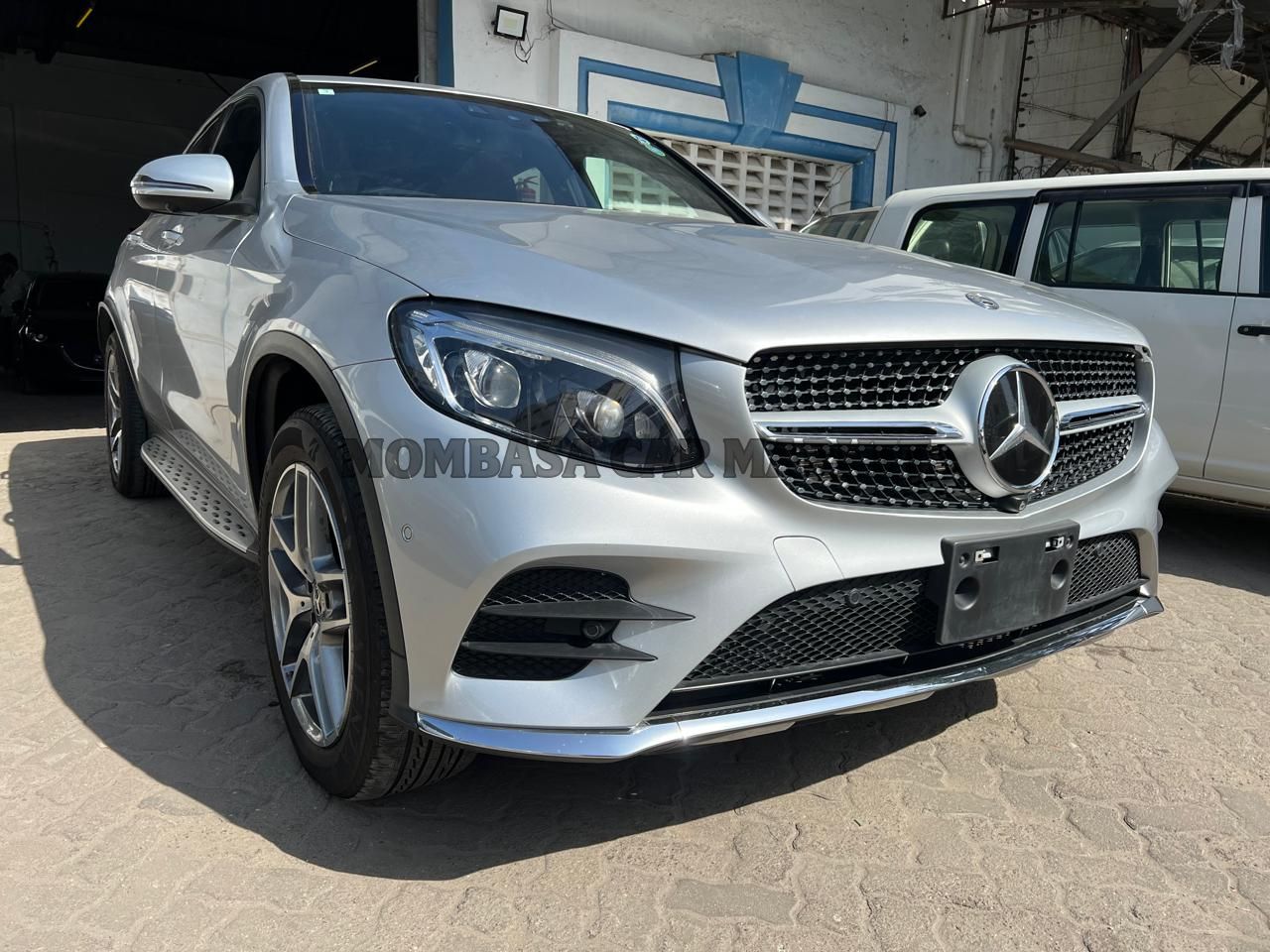 Mercedes Benz GLC250