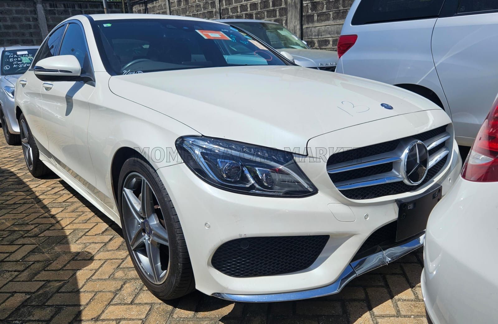 Mazda MERCEDES BENZ C200