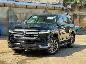 Toyota Land Cruiser 300 Series