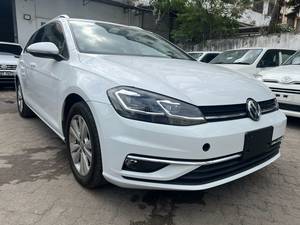 Volkswagen GOLF VARIANT TSI