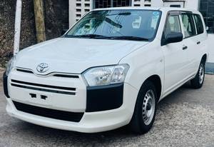 Toyota Probox DX Comfort