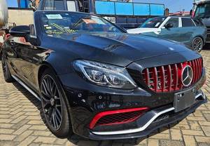 Mercedes C63s CABRIOLET AMG