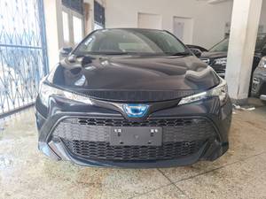Toyota COROLLA SPORT HYBRID