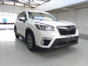 Subaru FORESTER PREMIUM SK9 Non Turbo