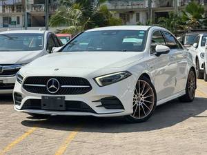 Mercedes Benz A250 4MATIC