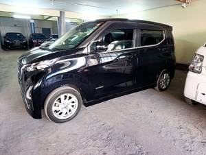 Nissan Dayz HIGHWAYSTAR