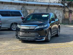 Toyota Harrier 2.0