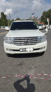 Toyota LANDCRUISER V8 ZX