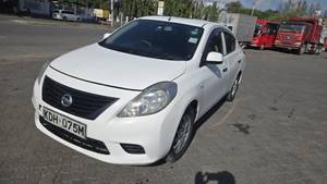 Nissan TIIDA LATIO